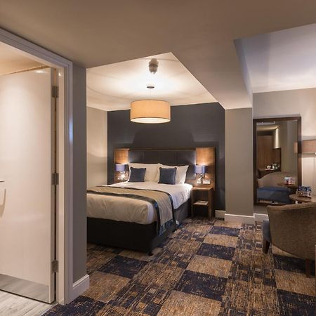 ホテル The John Russell Fox Wetherspoon アンドーヴァー エクステリア 写真